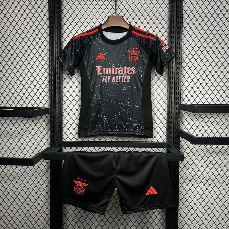 Conjunto infantil Benfica preto Away 2024/25