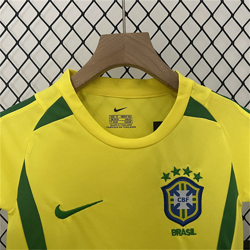 Brasil Kit Criança Retro 2002