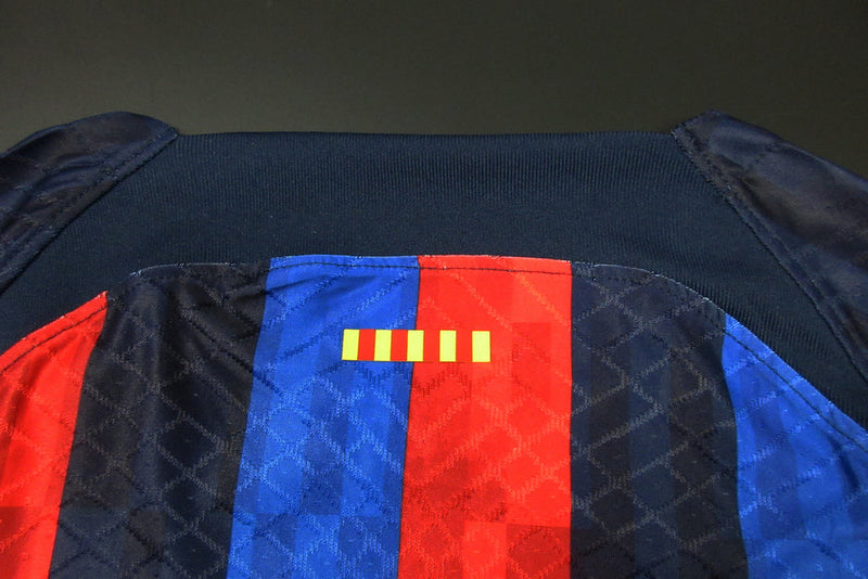 Camisola Barcelona I 22/23 Azul e Vermelha Masculino Jogador