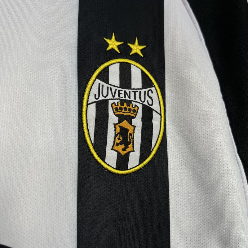 Juventus retro 2002-03