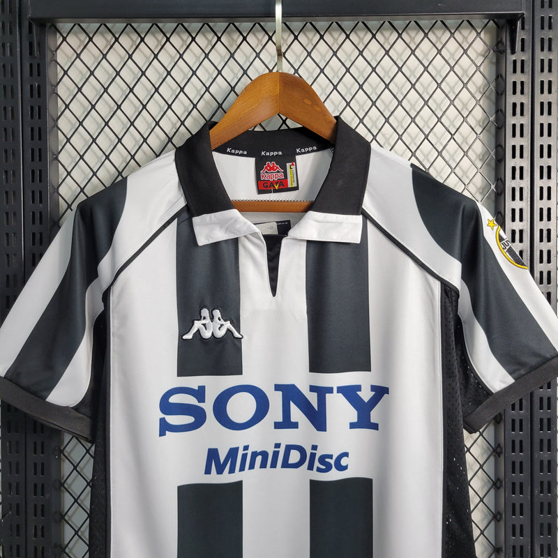 Juventus retro 1997-98