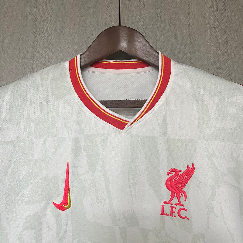 Liverpool FC alternativa 2024-25