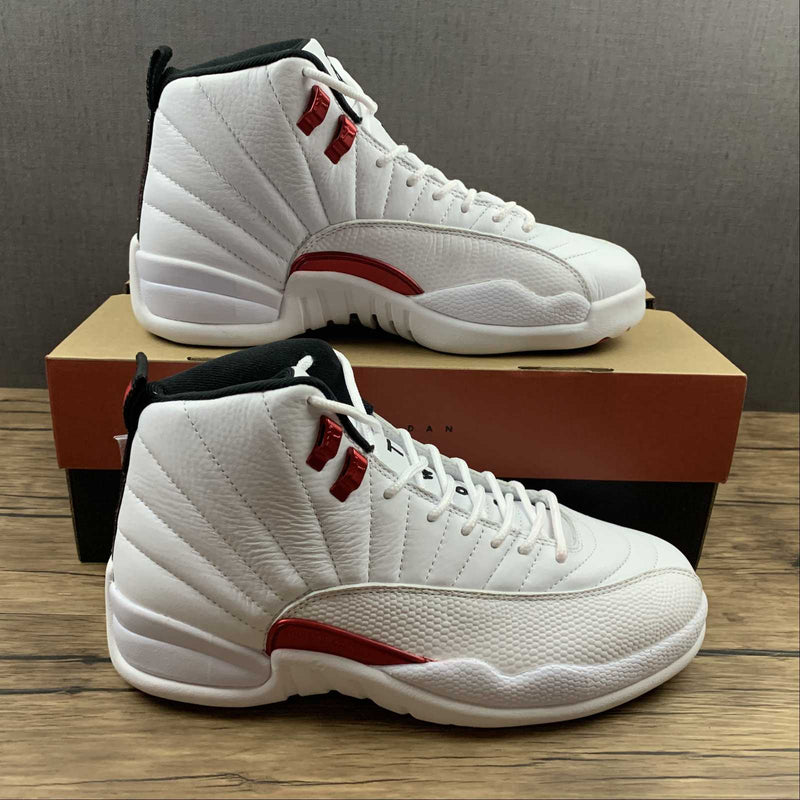 Air Jordan 12